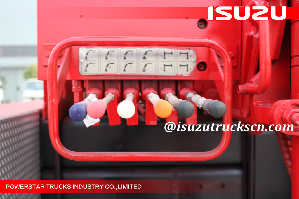 2015 Isuzu Lighting Emergency Rescue Vehicle Fire Truck na may Truck Crane para sa LAOS