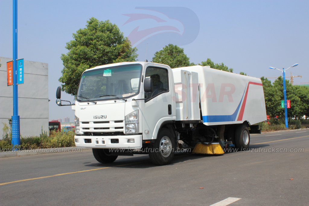 High performance Japanese Isuzu Road Sweeper Master