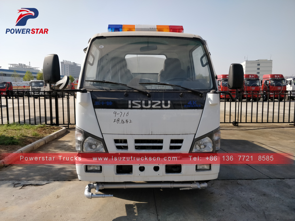 Pilipinas market Isuzu 3-5CBM water delivery tanker water spray trucks para sa pagbebenta