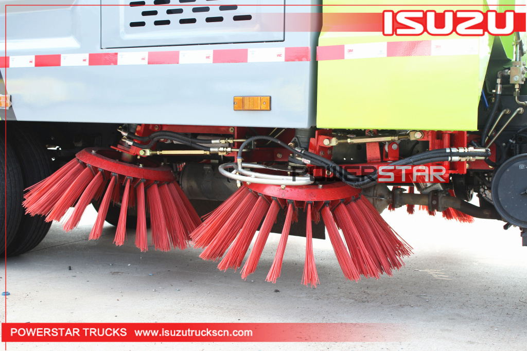 Isuzu Truck Mounted Vacuum Road Sweeper Trucks for sale