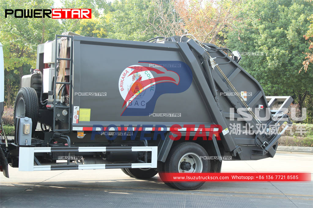 Good quality ISUZU 4Ã—2 8CBM trash compactor truck on sale