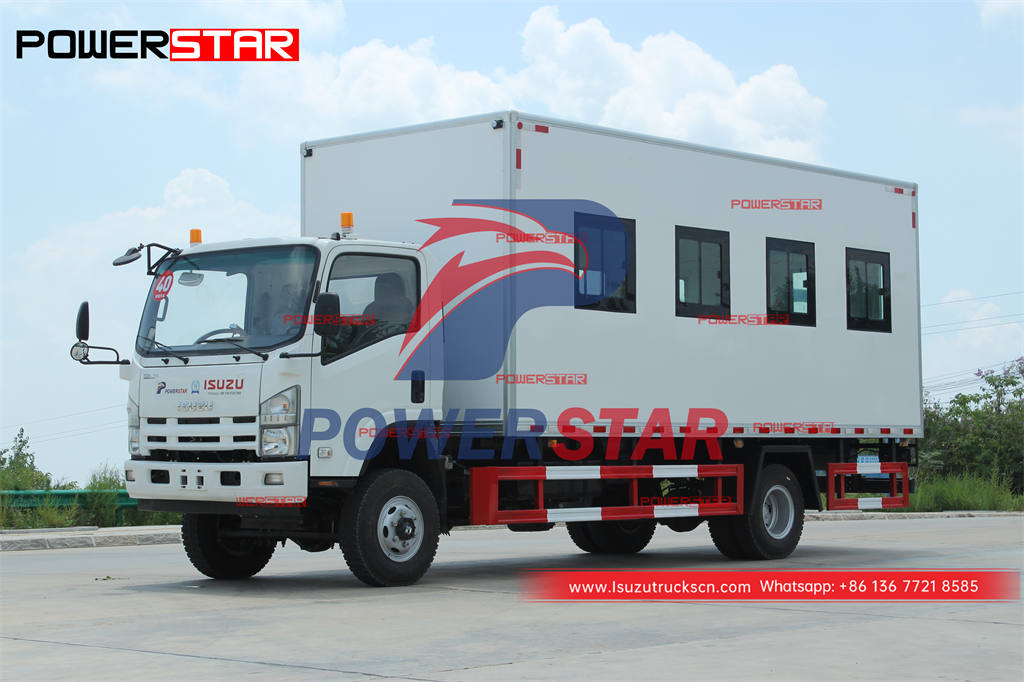 ISUZU 700P 4WD passenger transport truck na ibinebenta