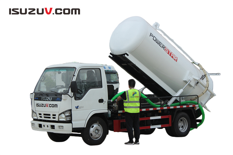 Isuzu 600P vacuum suction truck