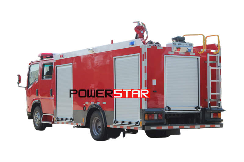 Isuzu 700P fire fighting truck