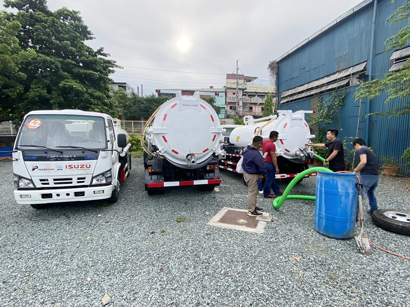 ISUZU sewer sucker truck na ibinebenta