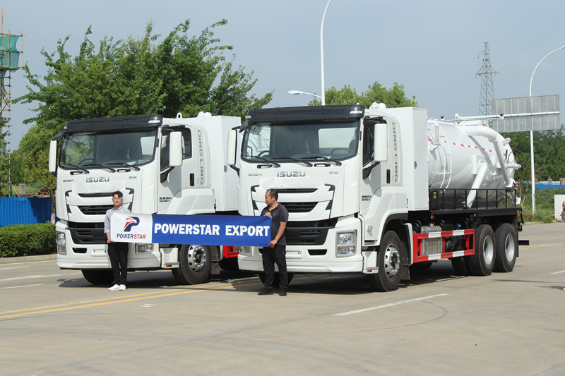 ISUZU GIGA vacuum pump truck