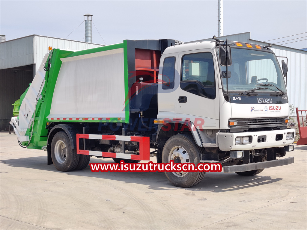 ISUZU FVR refuse compactor truck para ibenta