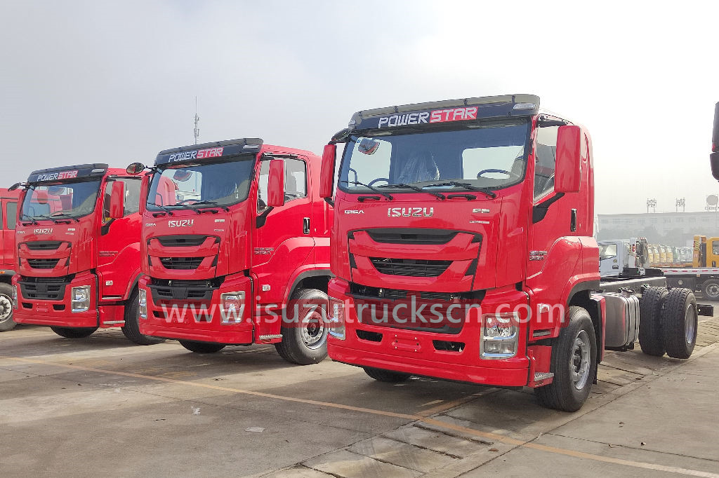 ISUZU GIGA 4x2 model 420HP fire fighting truck chassis