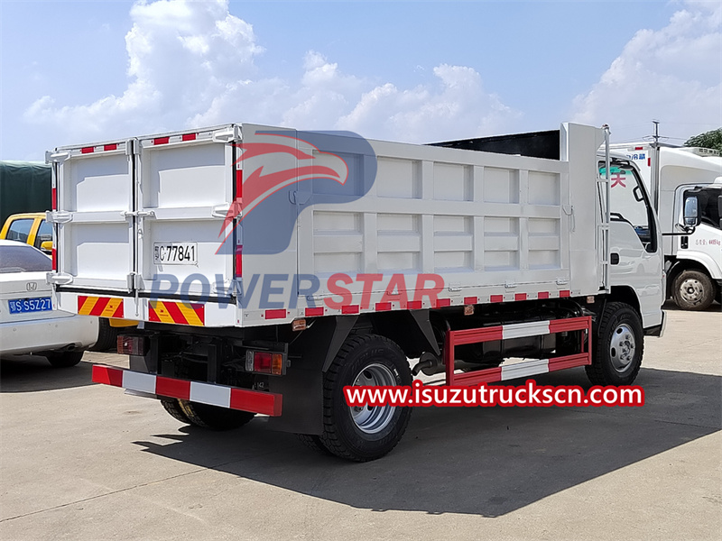 Isuzu dumper truck