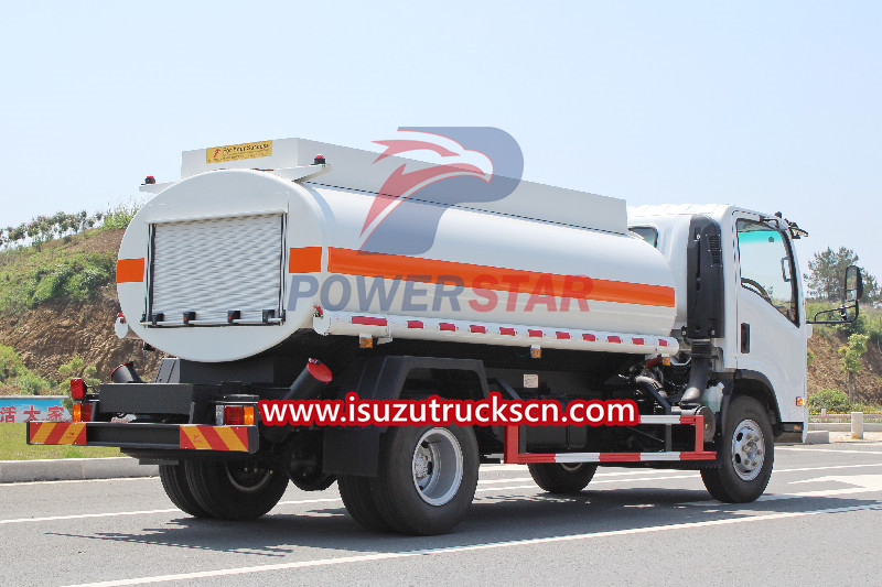 Isuzu NPR refueling tanker truck export to Dubai