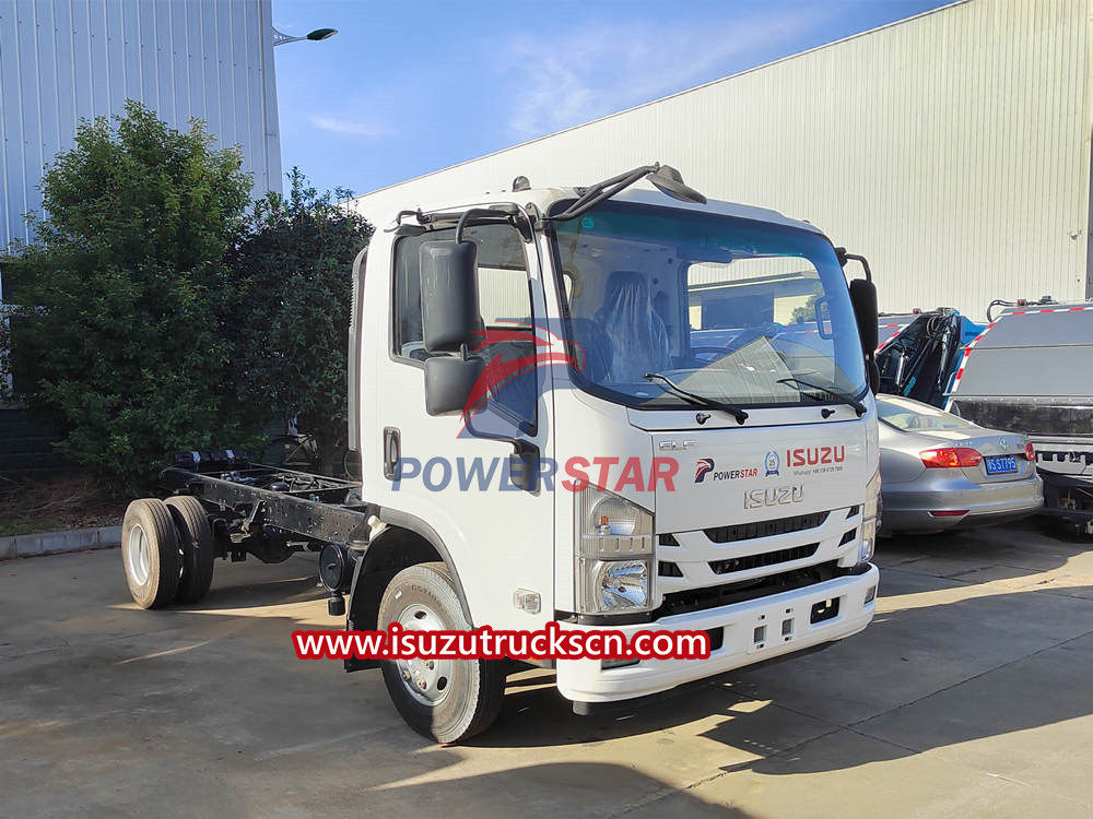 Isuzu 700P ELF Chassis