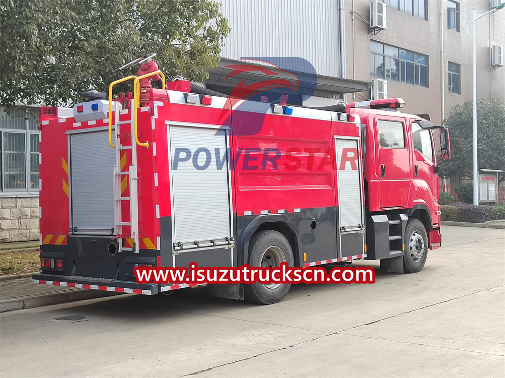 isuzu fire truck