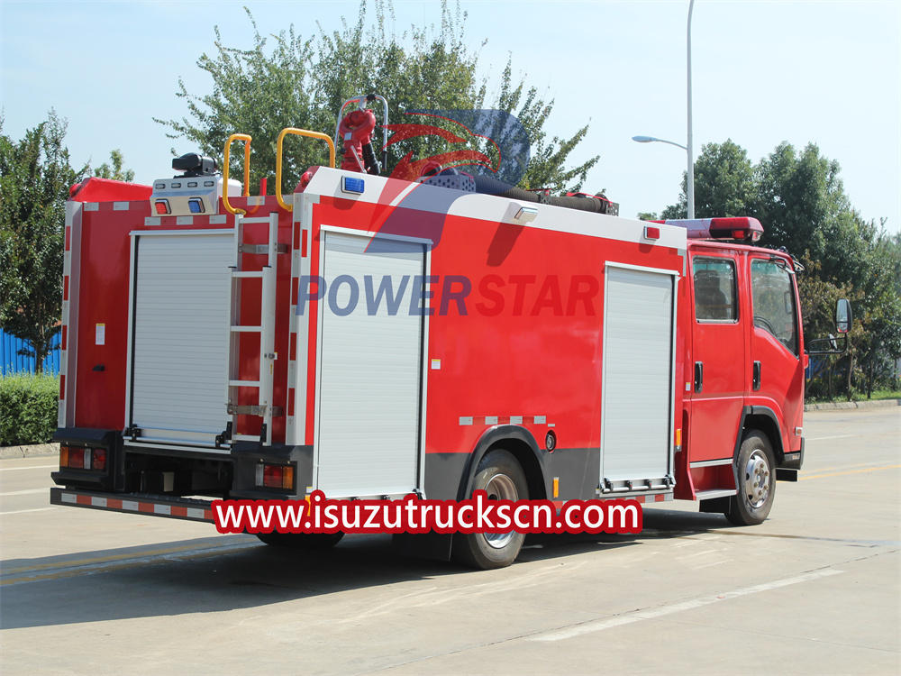 isuzu fire truck