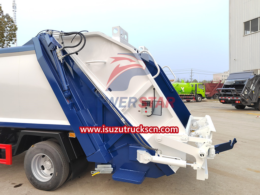 Isuzu nkr garbage compactor truck