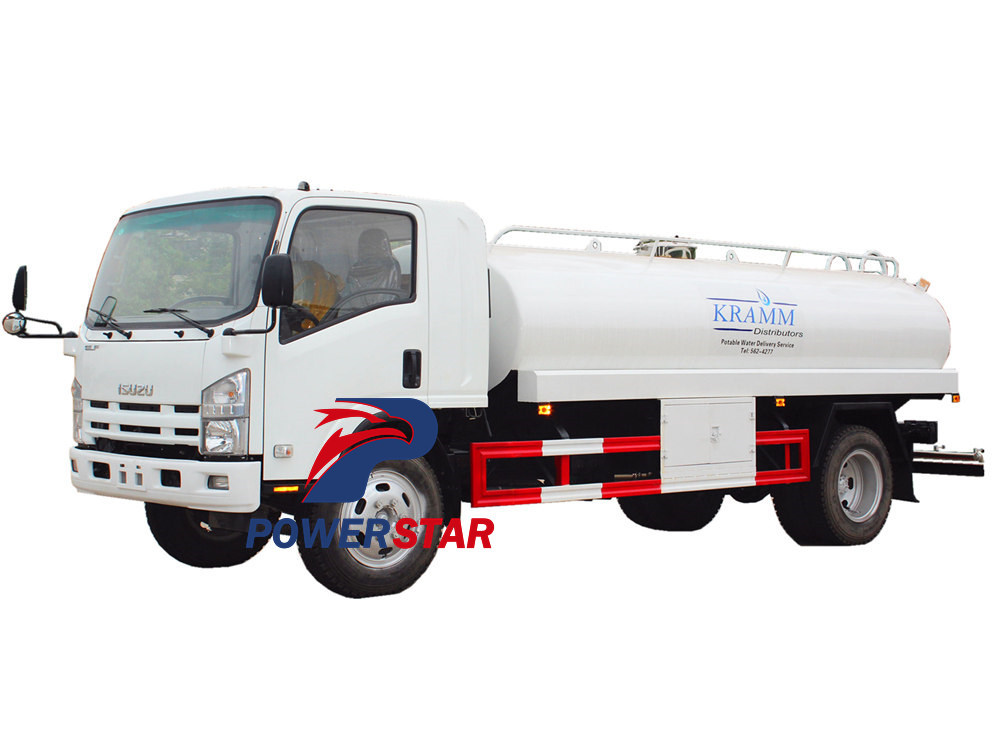 Isuzu 9000L potable water truck