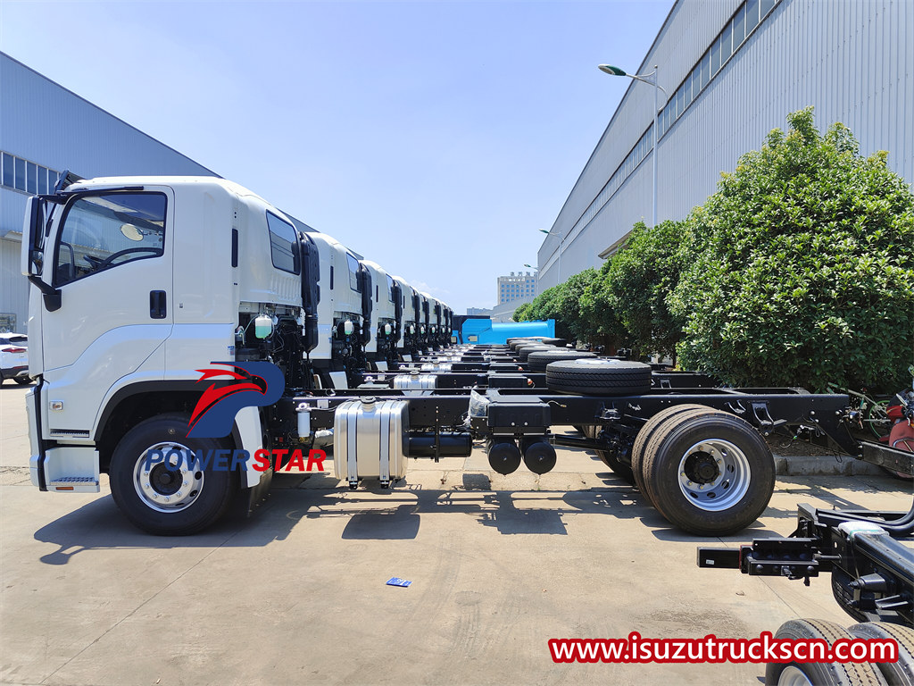 Isuzu GIGA 5X truck chassis