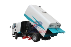 Road sweeping vehicle Isuzu