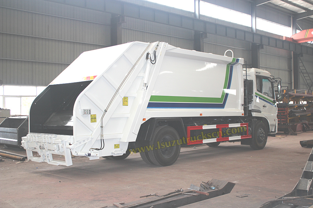 Paano gumawa ng 10tons FVR Isuzu Rear Loader Garbage compactor truck?
    