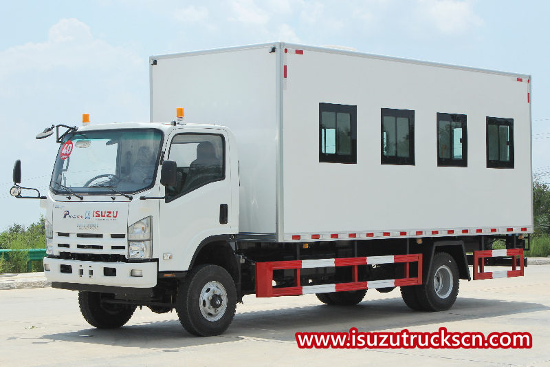 ISUZU 4 wheel off road Militar Offroad Soldier Carrier Truck
    