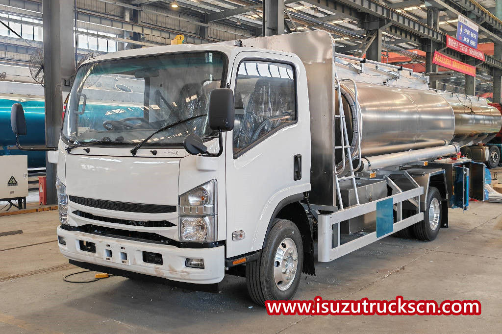 Orihinal na ISUZU right hand drive 6CBM Aluminum oil tank truck
    