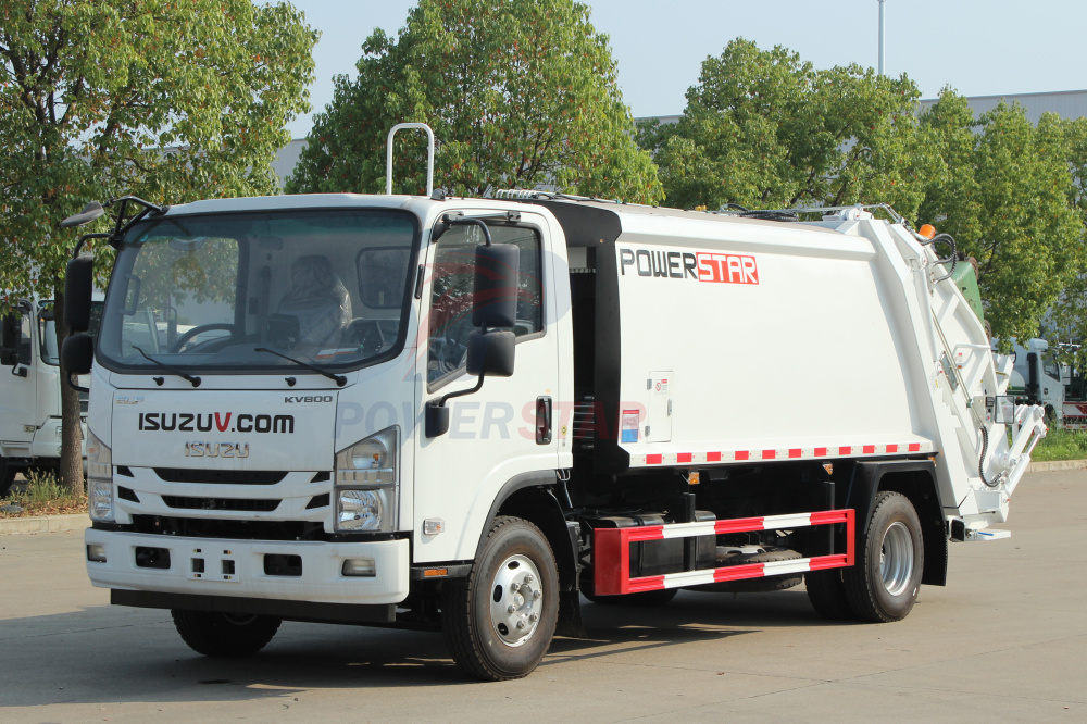 Isuzu KV800 refuse compactor truck na may mga feature na engine 4JZ1-TCG60 150hp
    