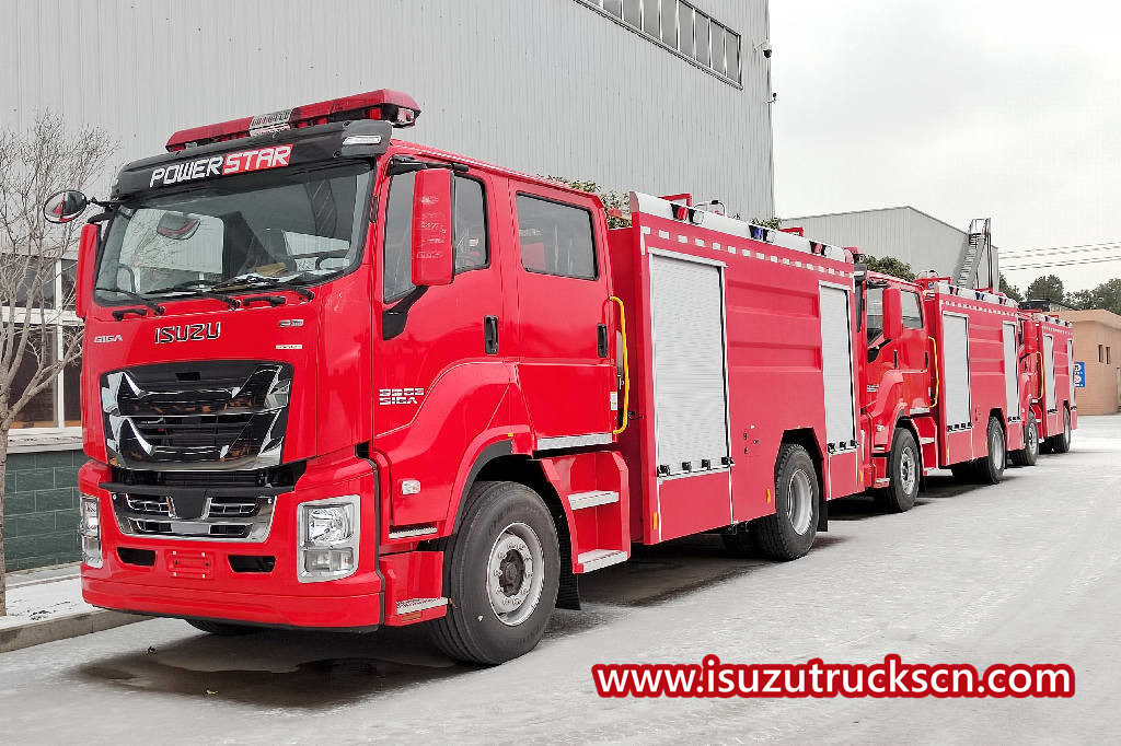 4 na unit ng Isuzu na bagong GIGA fire water trucks na handang ihatid sa Pilipinas
    