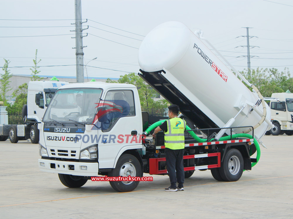 Araw-araw na pamamahala ng Isuzu sewage suction truck
    