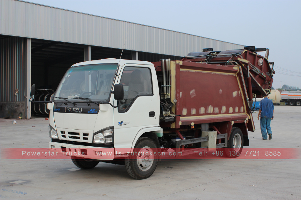 ISUZU NKR waste compactor sasakyan para sa pagbebenta
    