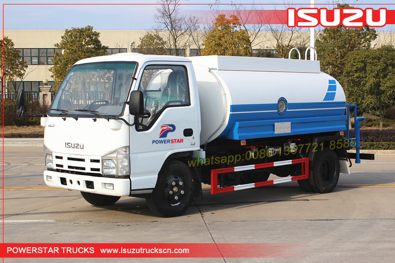 Gumagawa ang customer ng water truck na ISUZU water bowser
    