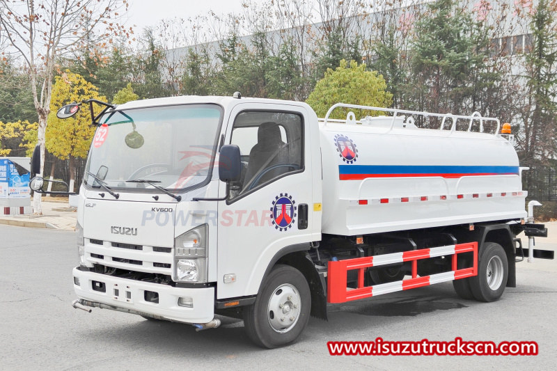 ISUZU 7CBM Water Tank Truck
    