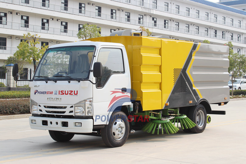 ISUZU NKR 120HP road sweeper truck ay iniluluwas sa Mongolia