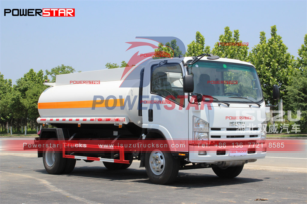 ISUZU NPR ELF 5000L refueling tanker truck manu-manong pag-export sa Dubai
    