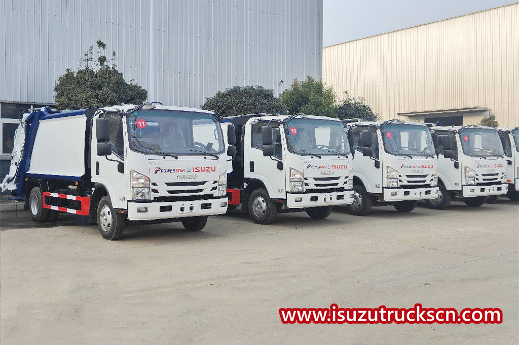 15 units Isuzu NKR garbage compactor trucks para sa kargamento
    