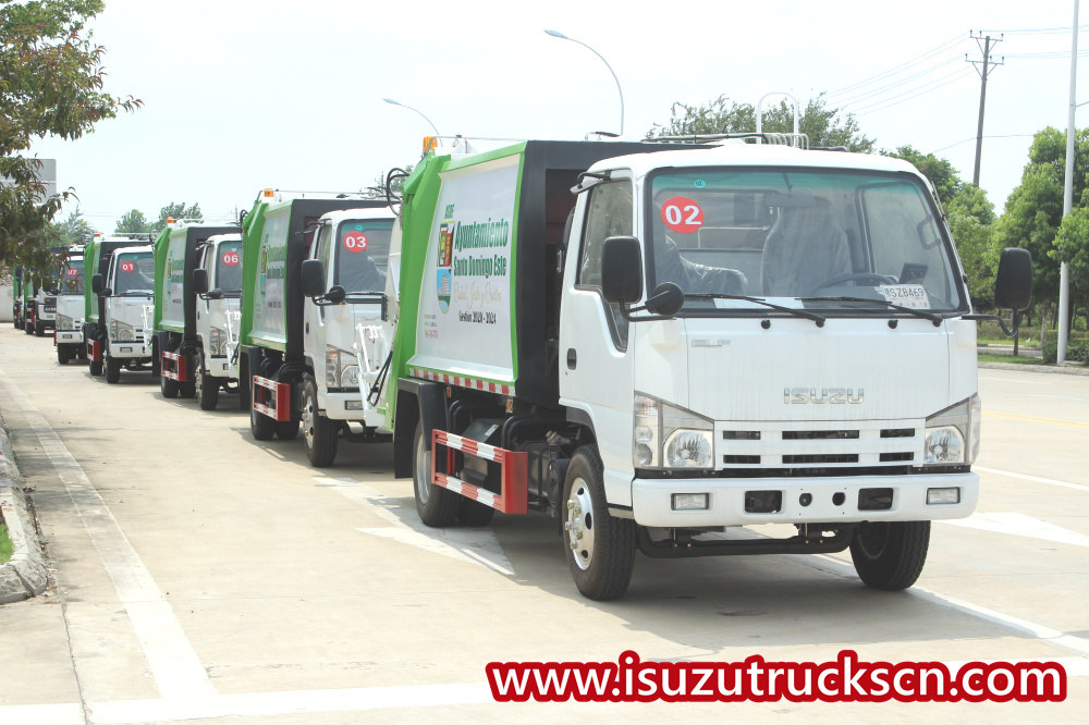 10 unit ng ISUZU 4*2 garbage compactor truck ang ipinadala sa 40 HQ container
    