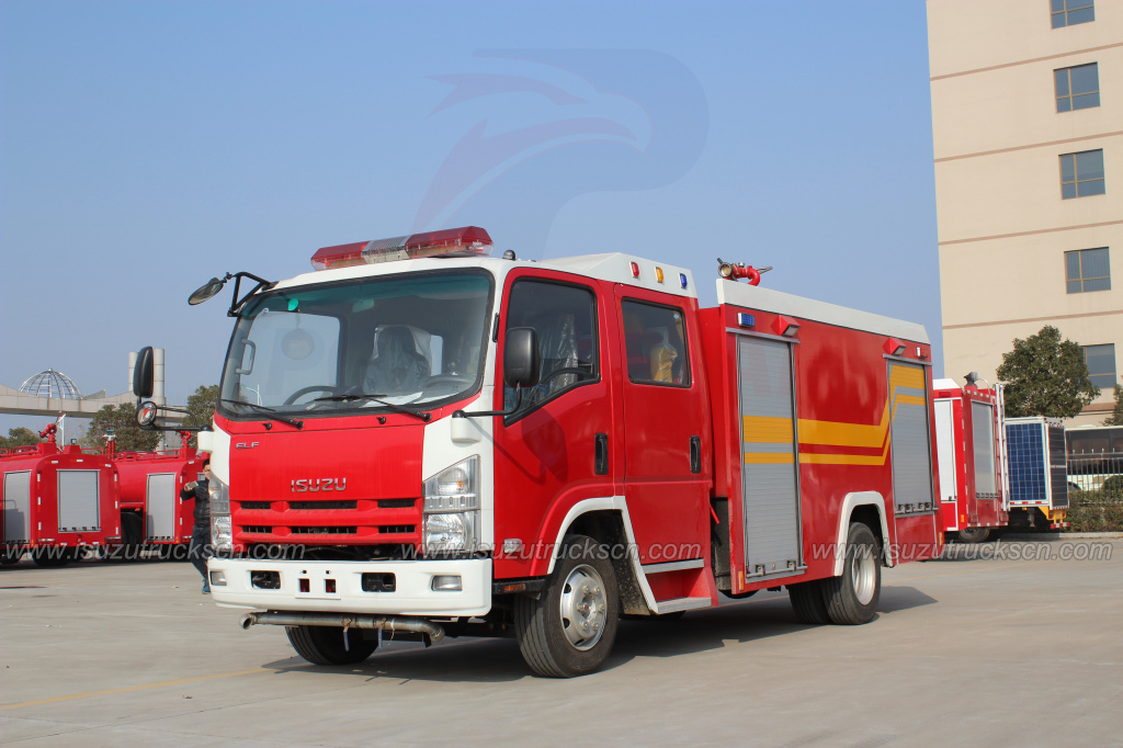 ISUZU NPR ELF fire water-foam fire vehicle Isuzu fire-fighting truck
    